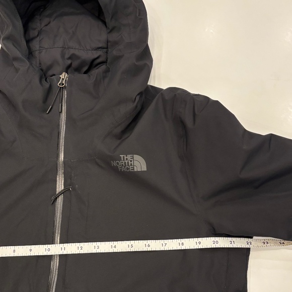 The North Face Men's INLUX Insulated Waterproof Jacket, Black, size Medium - Picture 11 of 11